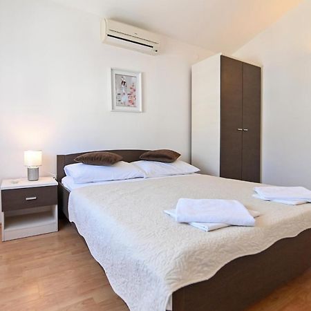 Apartments Andrea I Baška Εξωτερικό φωτογραφία